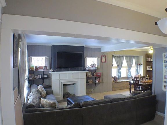 4th image of 329 S Jameson Ave