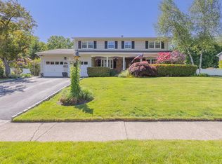 7 Salina Rd, Pearl River, NY 10965