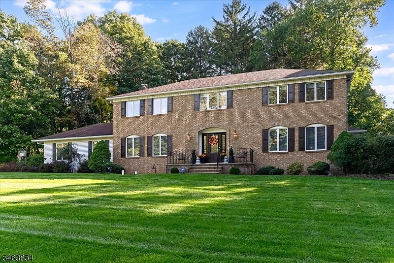 1st image of 48 Brookside Dr