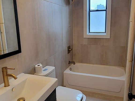 2nd image of 84 Romaine Ave #10K
