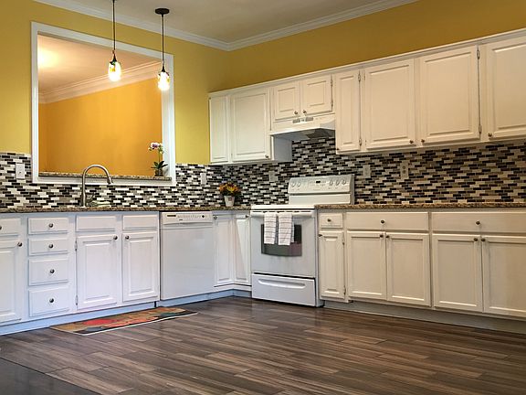 3rd image of 45 Nesbit Pl