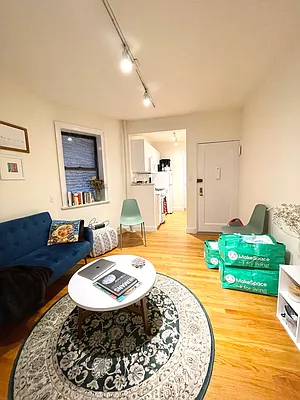 Rented by Compass | media 14