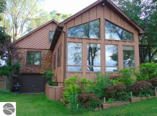 5281 N Luce Rd, Alma, MI 48801