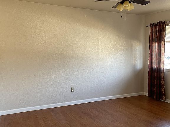 3rd image of 901 Park Ave