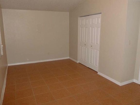 5th image of 1776 Santee Ave