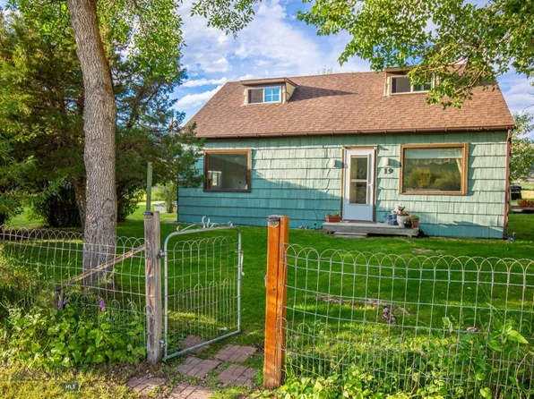 19 Apple Rose Dr E, Anaconda, MT 59711