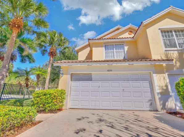 1011 Pinewood Lake Court, Greenacres, FL 33415