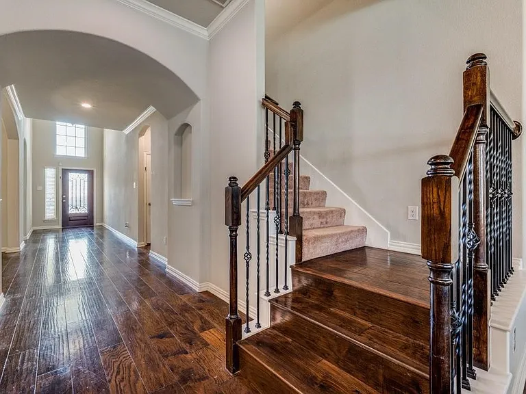 2417 Austin Ln — Photo 24