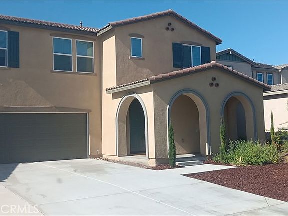3rd image of 5085 Hoss Cir