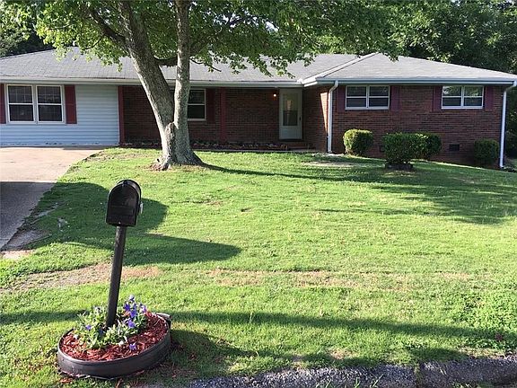 2nd image of 6223 Cherry Ln