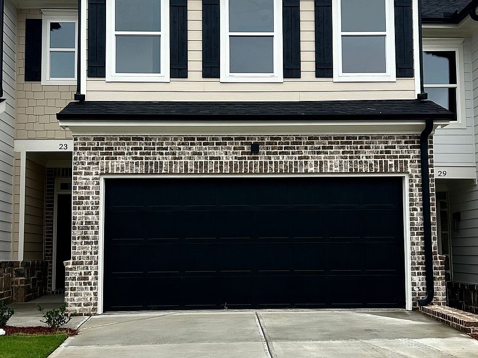 1st image of 23 Crest Dr #3