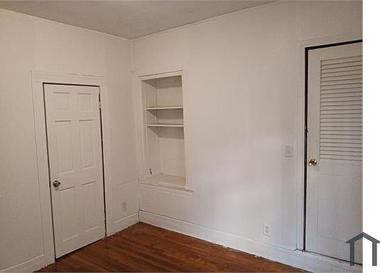 2nd image of 29 Shamrock St #1