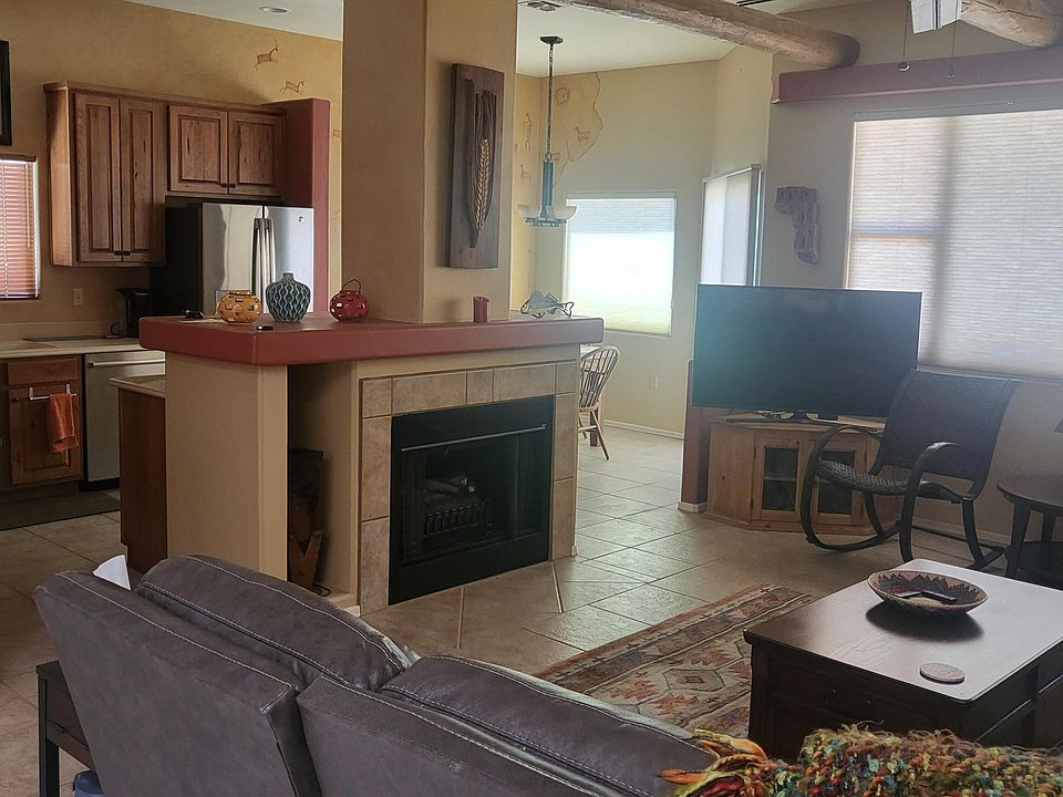 2nd image of 3983 S Golden Lynx Rd