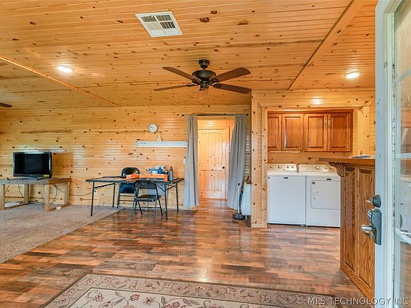 5th image of 4951 S Mimosa Rd