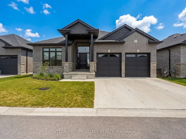 383 Daventry Way #45, Komoka, ON N0L 1R0