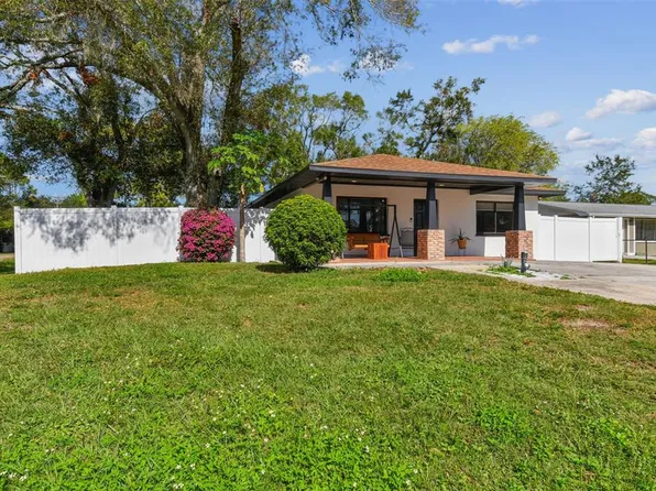 5229 Carey Rd, Tampa, FL 33624