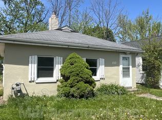 332 Hungerford St, Lansing, MI 48917