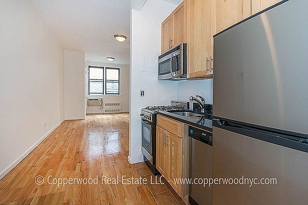 1st image of 405 E 87th St APT 4B