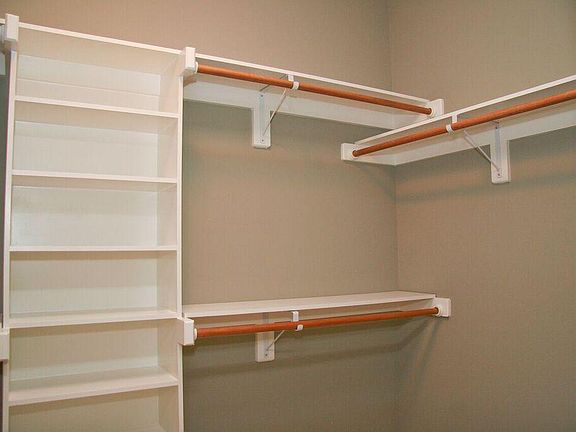 Walk In Closet