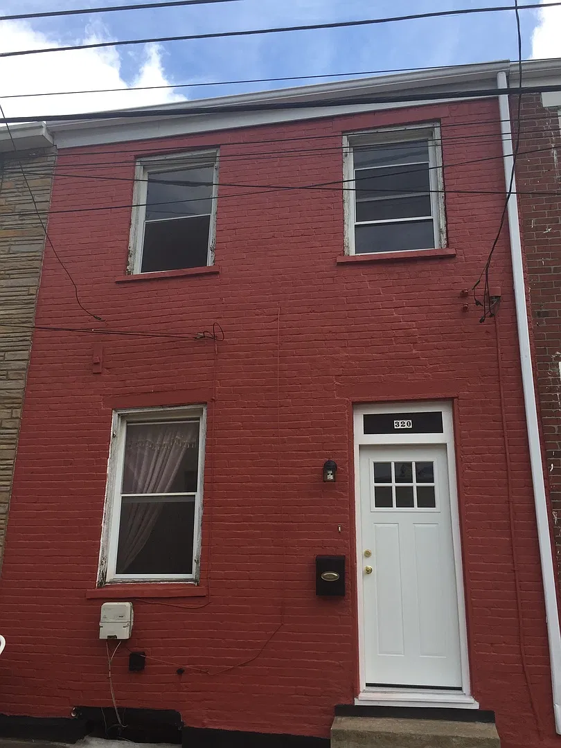 2 Bedroom Row House in Millvale — Photo 1
