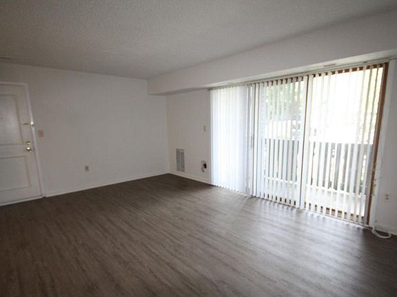 2nd image of 1809 Aspen Dr