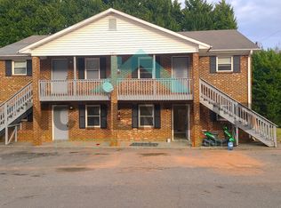 2559 Green Oaks Ct APT B, Winston Salem, NC 27107