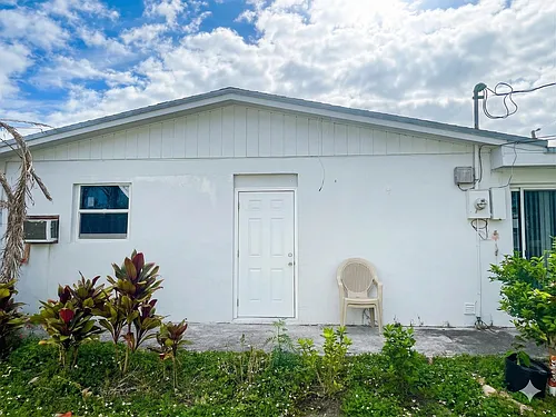 10300 SW 50th Ter #1 Photo 1