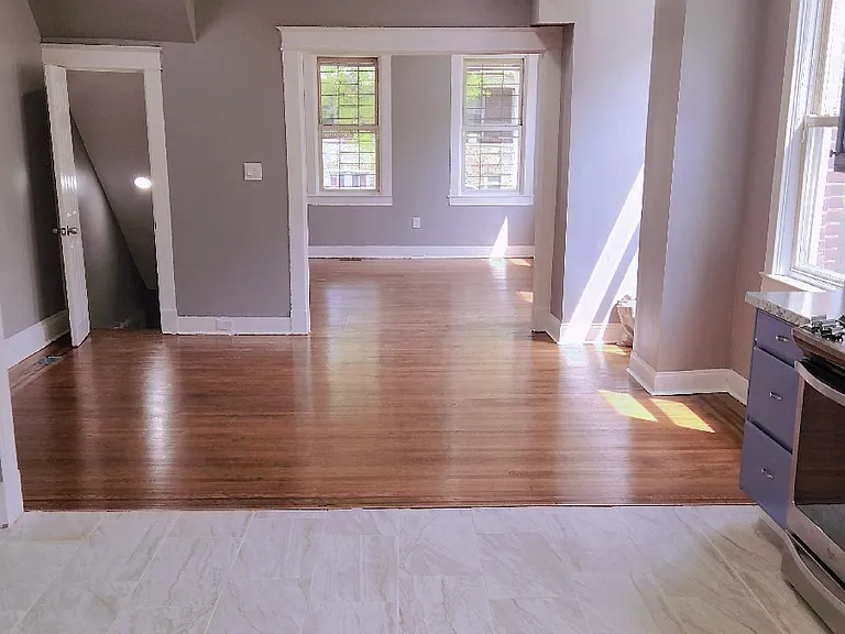 1347 Homestead St — Photo 6