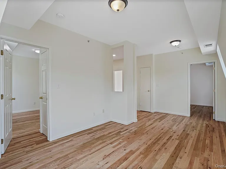 113 Main St #3S — Photo 4