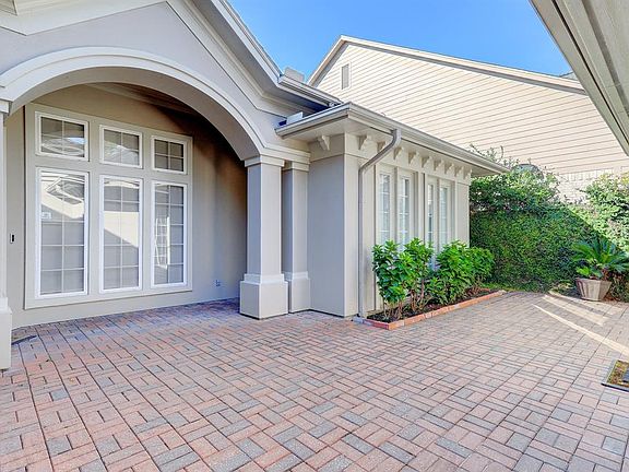 3rd image of 3332 Bridgeberry Ln