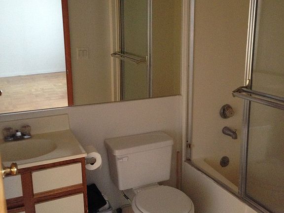 3rd image of 820 S Mansfield Ave APT 304