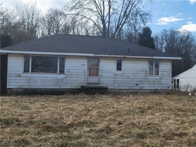 2312 Eschtruth St, Elyria, OH, 44035