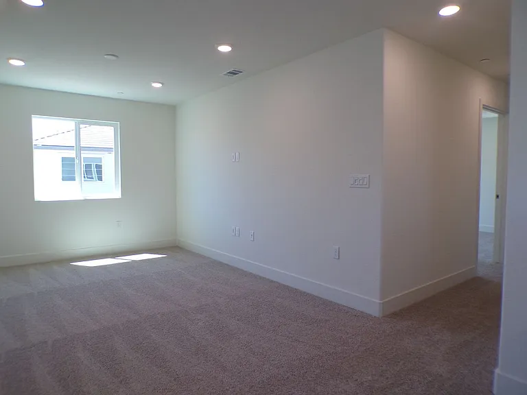 4333 Frontier Way — Photo 9