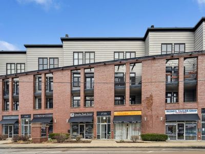 1739 N Clybourn Ave APT 3S, Chicago, IL, 60614