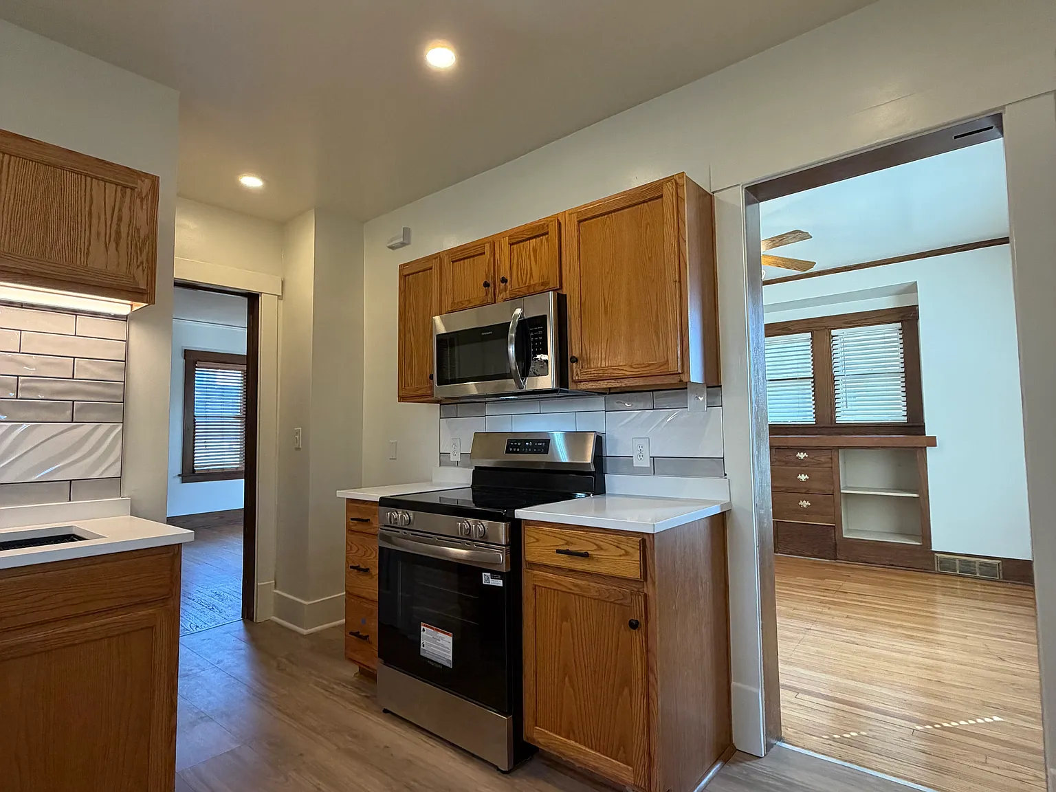 4 bed, 1800 sqft, $2,250 — Photo 4