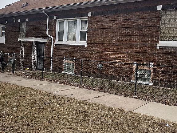 5th image of 8456 S Saginaw Ave