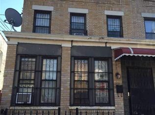 3760 104th St, Corona, NY 11368