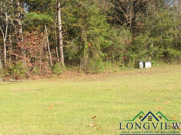 3rd image of 2780 Poppy Rd