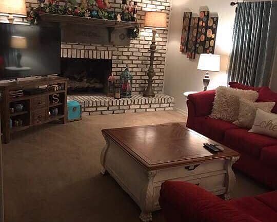 2nd image of 1813 Elmwood Dr
