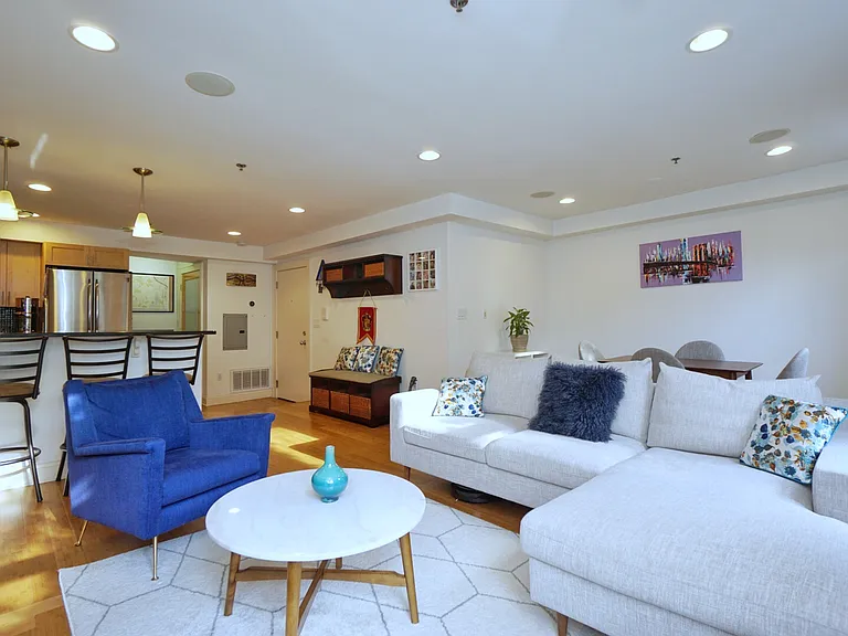 223 Park Ave #2 — Photo 3