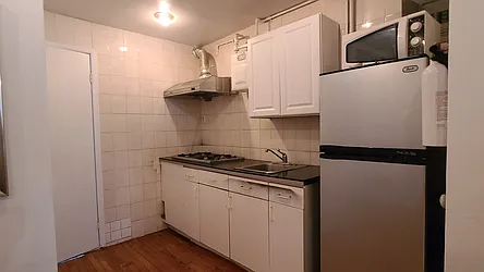 Rented by Matthew Gros-Werter, LREB 