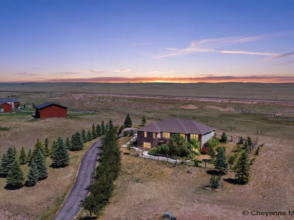 9222 Bell Ln, Cheyenne, WY 82009