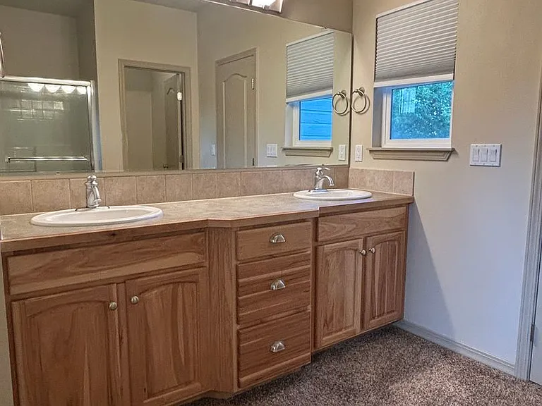 10485 N Bridle Way — Photo 16