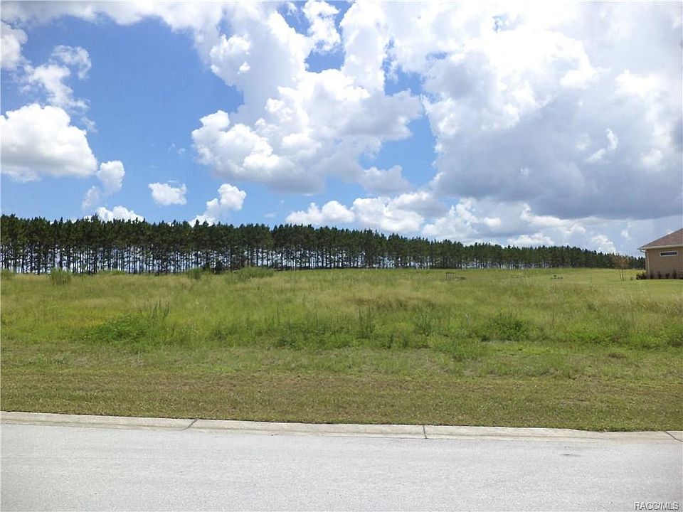 2nd image of 605 N Rockingham Pt