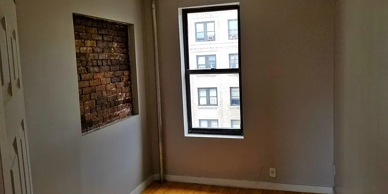 Rented by Premier One Realty LLC | media 5