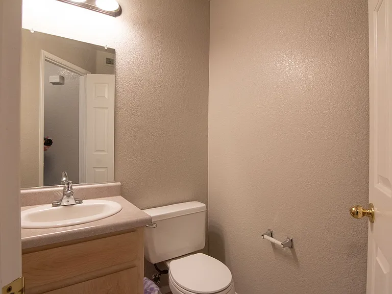 1134 Weatherby Ct — Photo 7