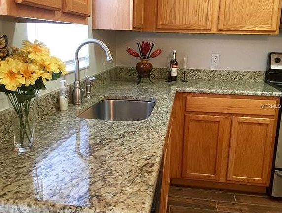 4th image of 13428 Daniels Landing Cir
