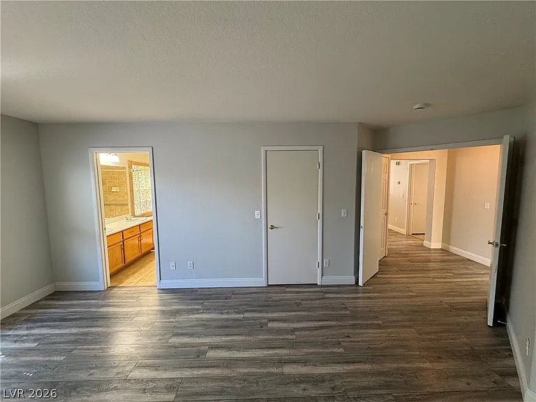 10034 Chinook Gale Ct — Photo 28