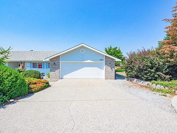 2nd image of 2872 Chaussee Victoria Ct