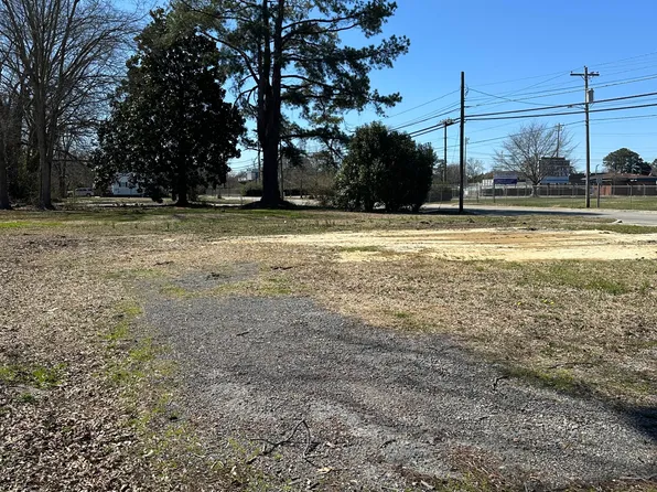 708 N Oakum Street, Edenton, NC 27932